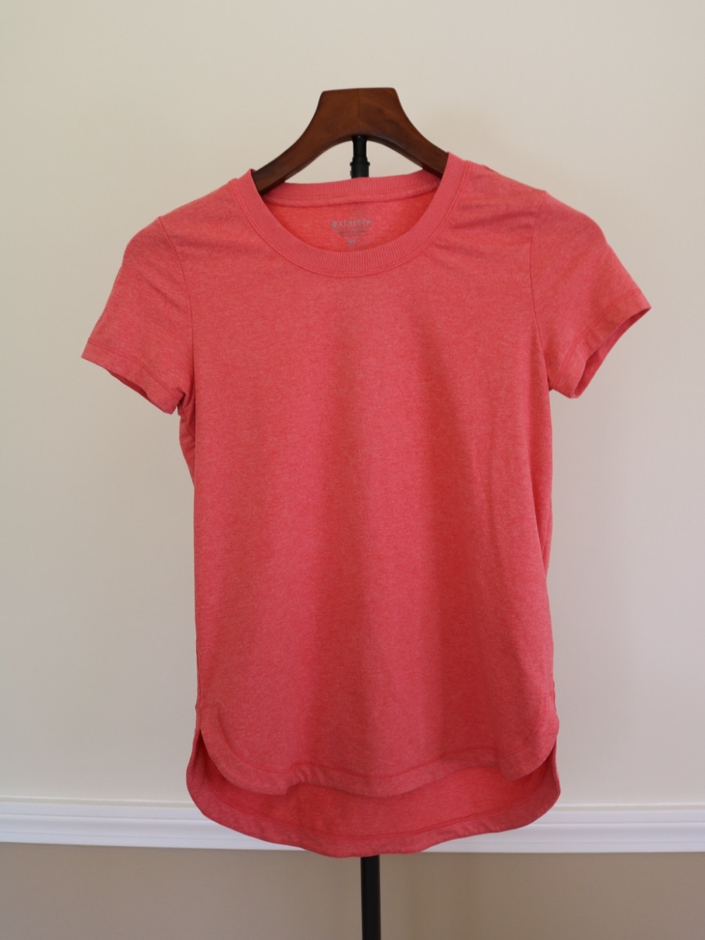 Women’s Short Sleeve Crewneck Top in Coral Pink Athleta
